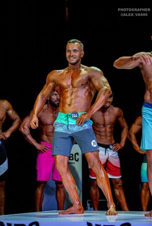 MEN‘S PHYSIQUE НОВИЧКИ